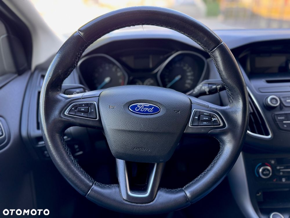 Ford Focus 1.0 EcoBoost Titanium - 15