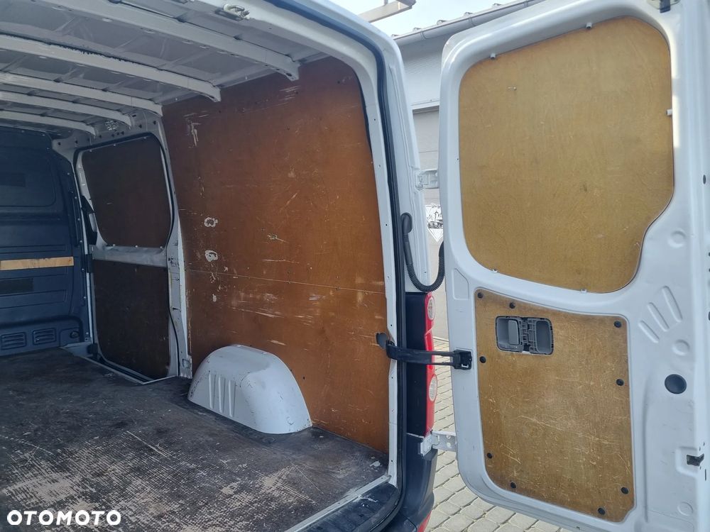 Volkswagen Crafter - 18