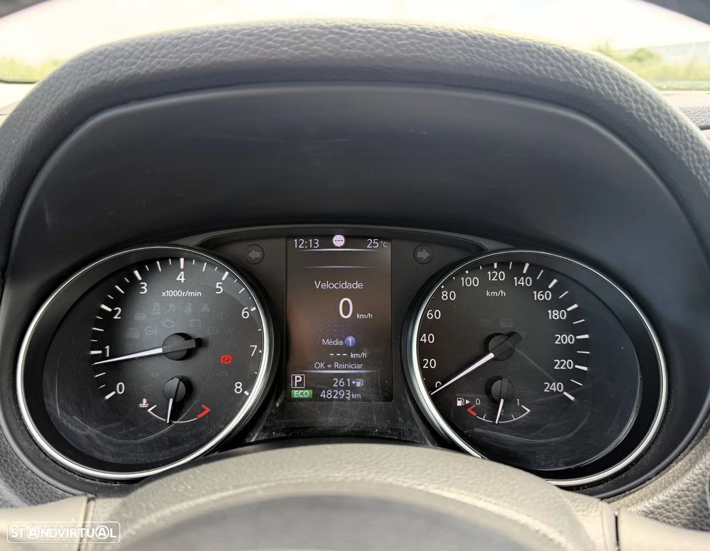 Nissan Qashqai 1.2 DIG-T N-Connecta 18 Xtronic - 32
