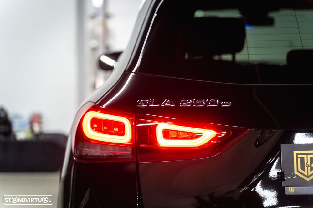 Mercedes-Benz GLA 250 e AMG Line - 23