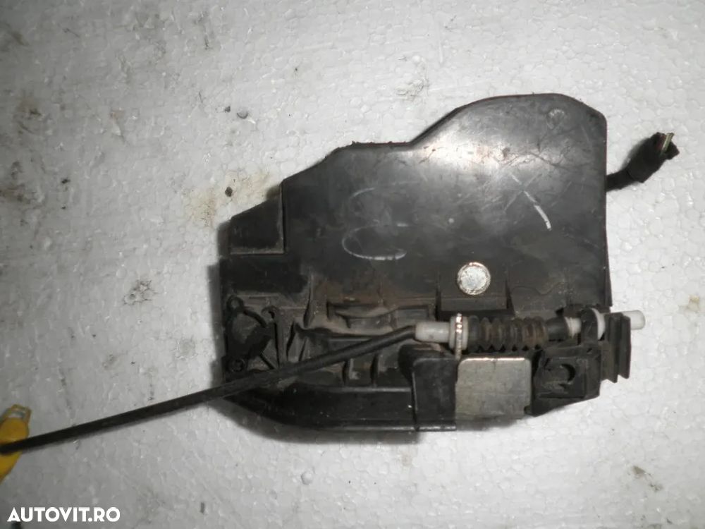 Incuietoare / Broasca Stanga/ dreapta Fata BMW X5 e70, x6 e71 7202143, 7202146 - 4