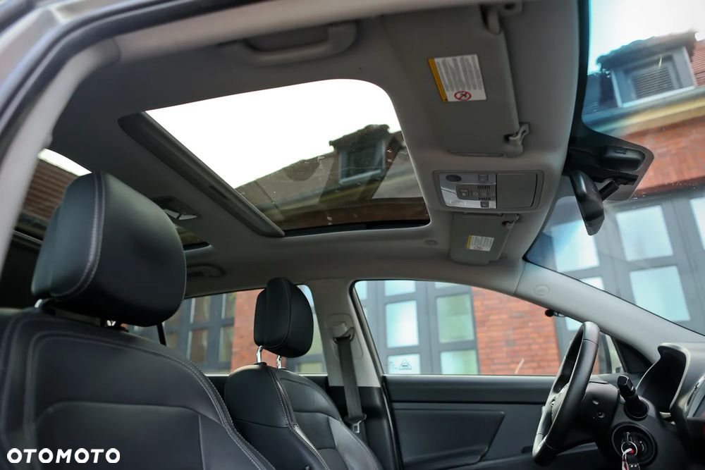 Kia Sportage 2.0 CVVT 2WD Automatik Vision - 24