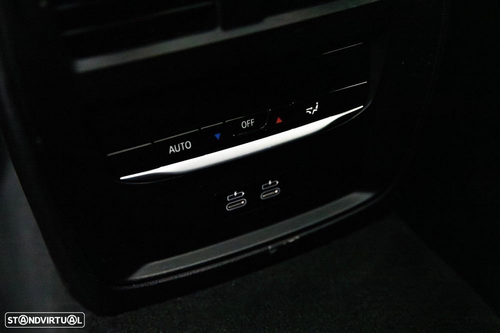 BMW 330 e iPerformance Pack M - 47