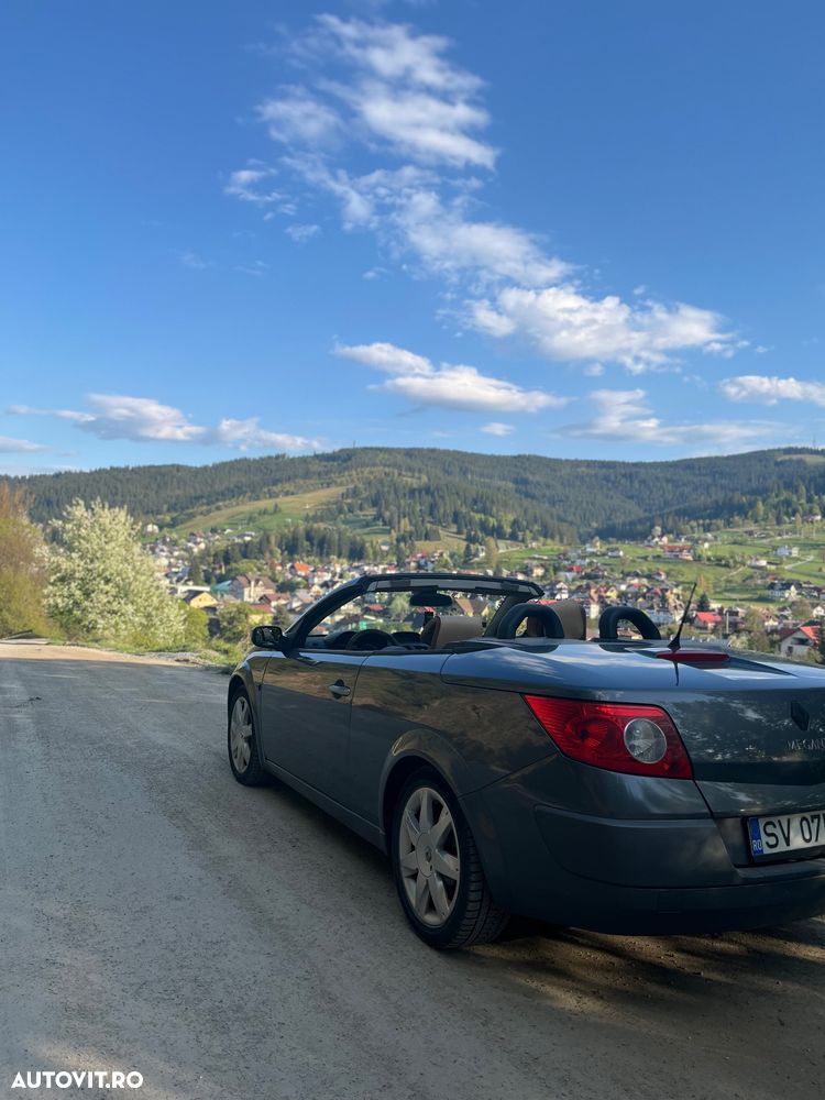 Renault Megane II Coupe-Cabriolet 1.9 dCI Dynamique - 1