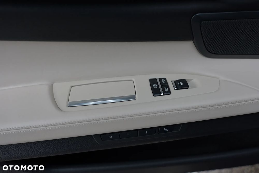 BMW Seria 7 750Ld xDrive Blue Performance Edition Exclusive - 14