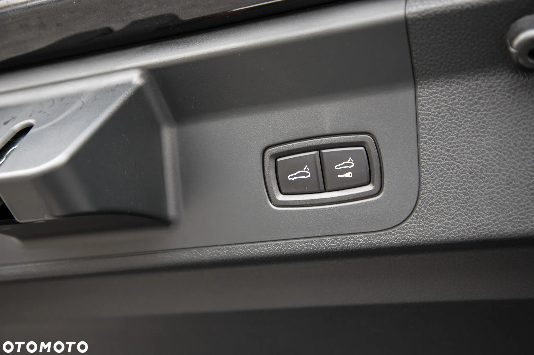 Porsche Panamera 4S Executive - 40