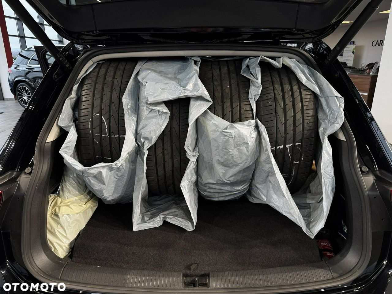 Volkswagen Tiguan Allspace - 16