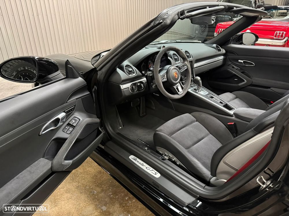 Porsche 718 Boxster GTS PDK - 23
