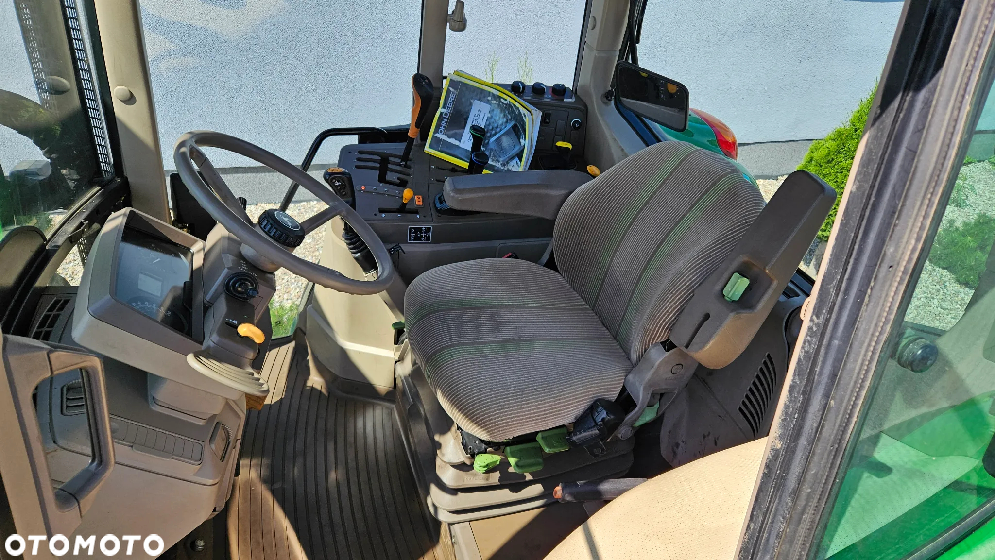 John Deere 6120 - 32