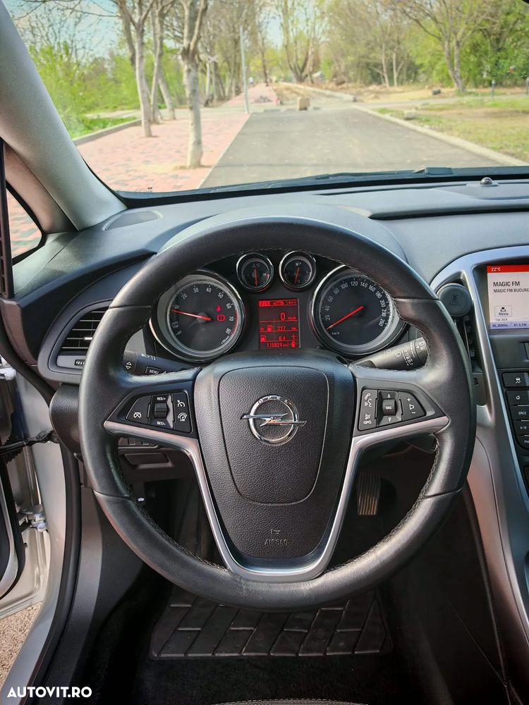 Opel Astra 1.4 ECOTEC Turbo Enjoy - 24