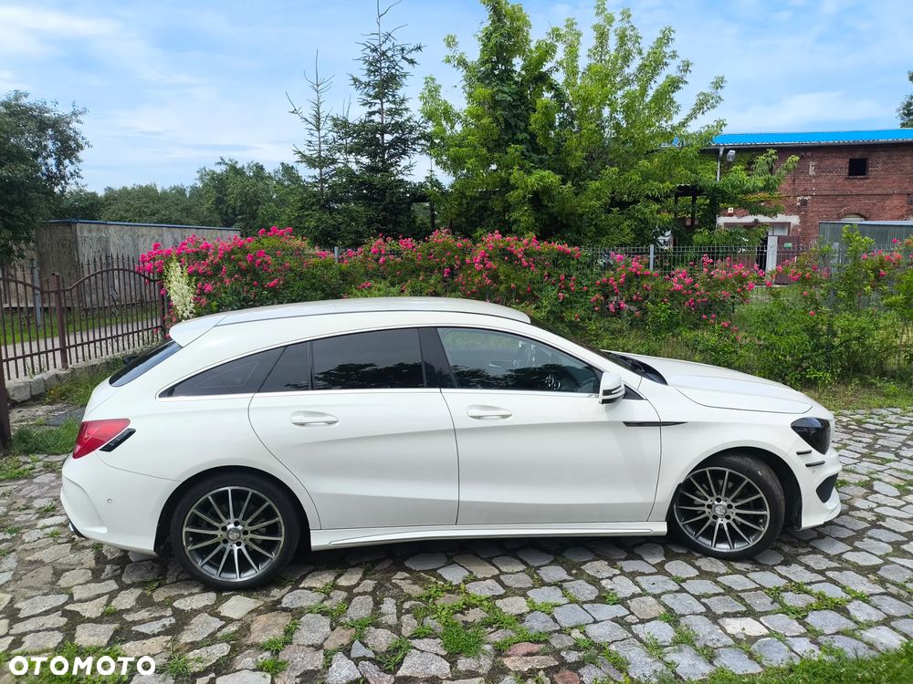 Mercedes-Benz CLA 200 7G-DCT AMG Line - 5