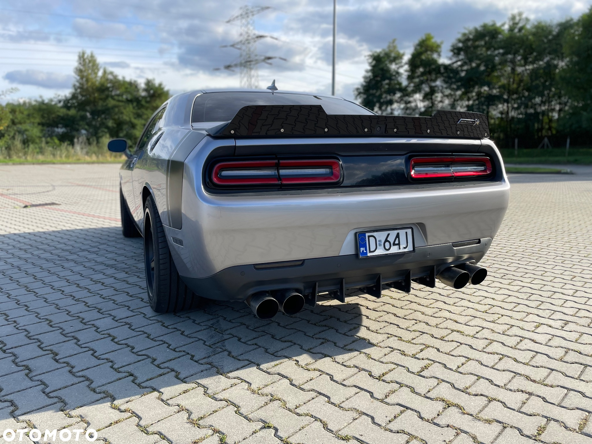 Dodge Challenger 6.4 Scat Pack - 7