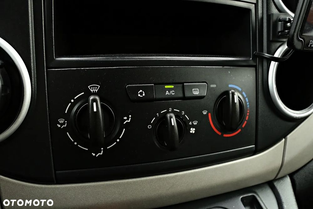 Peugeot Partner - 28
