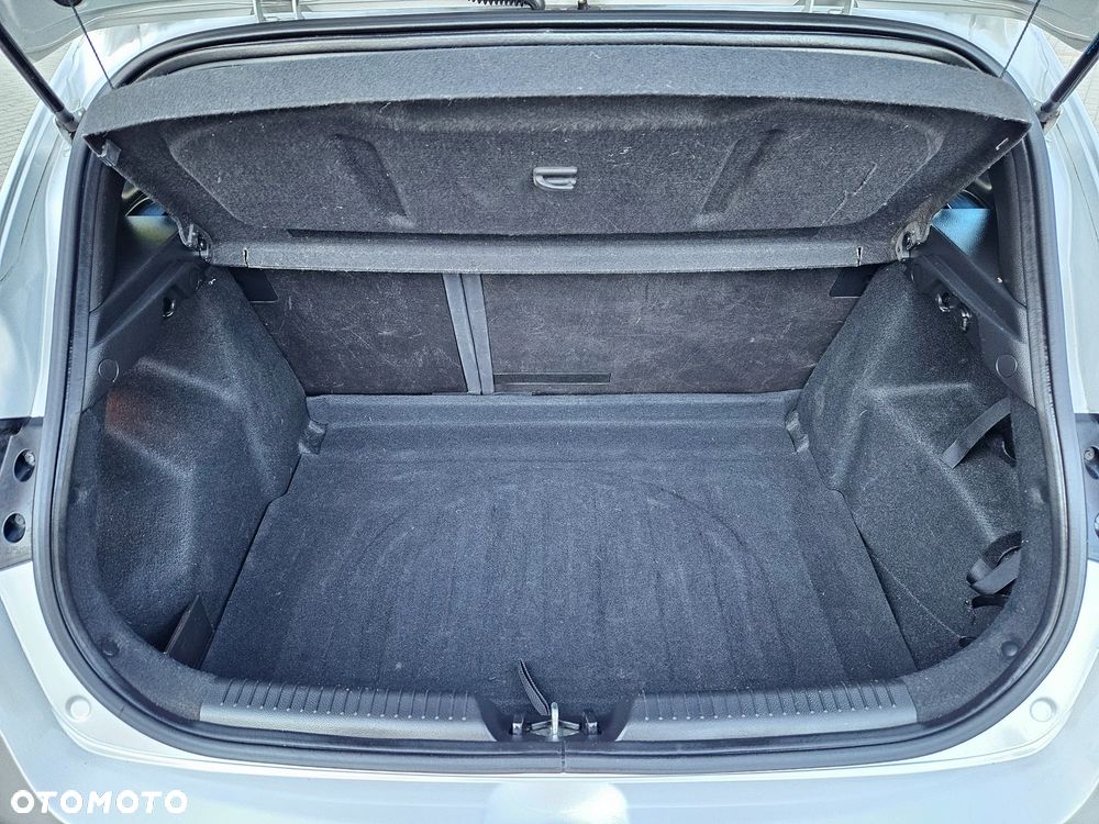 Hyundai i30 1.6 Automatik Style - 13