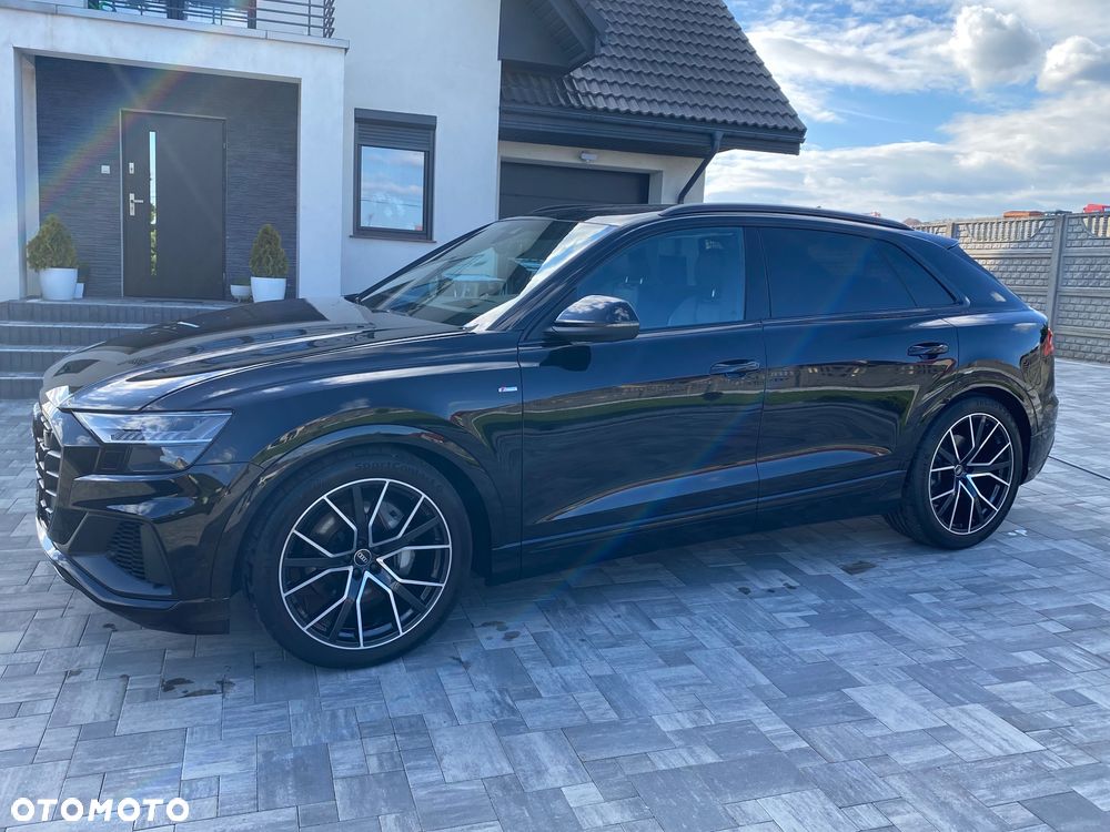 Audi Q8 55 TFSI quattro tiptronic - 2