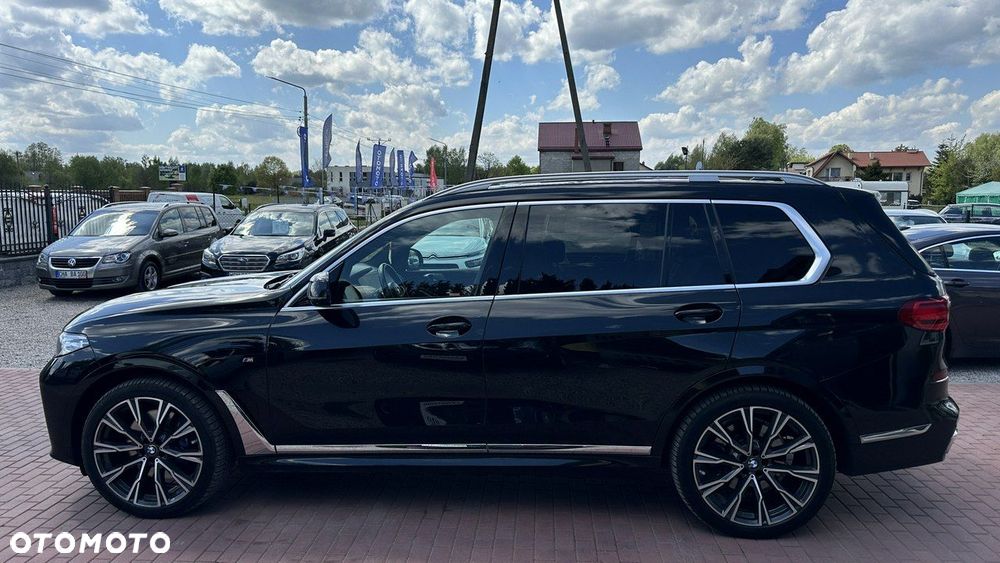 BMW X7 - 11