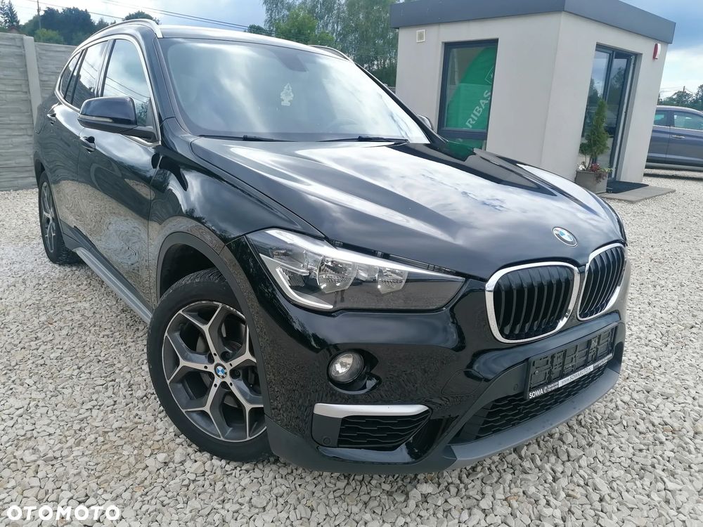 BMW X1 xDrive25i GPF xLine - 3