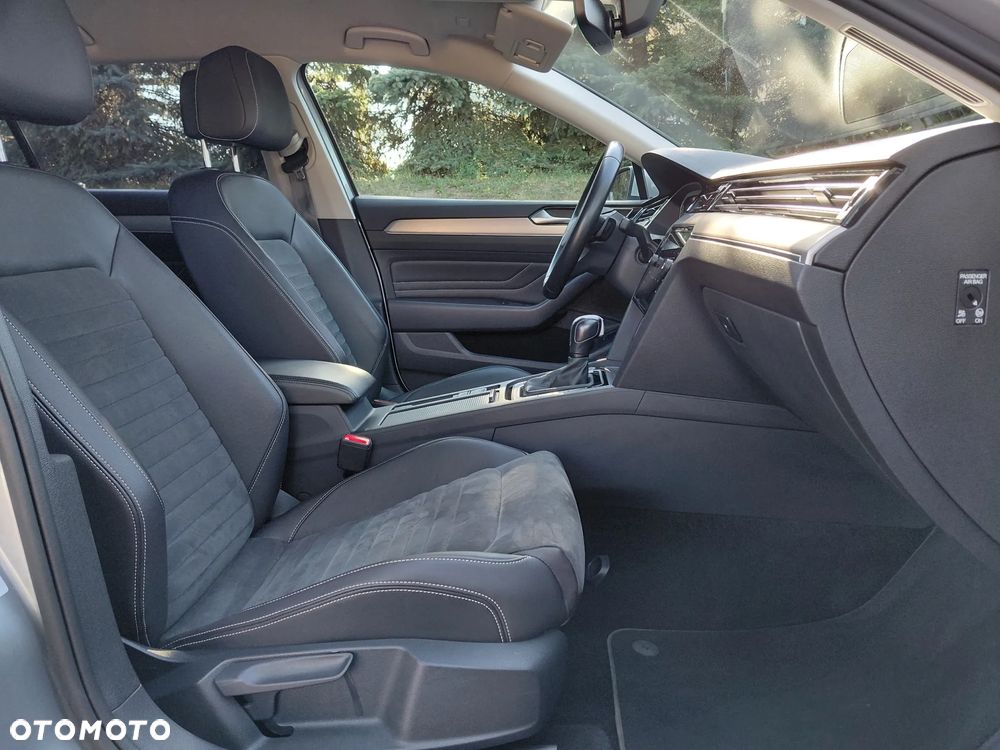 Volkswagen Passat 1.5 TSI EVO Elegance DSG - 12