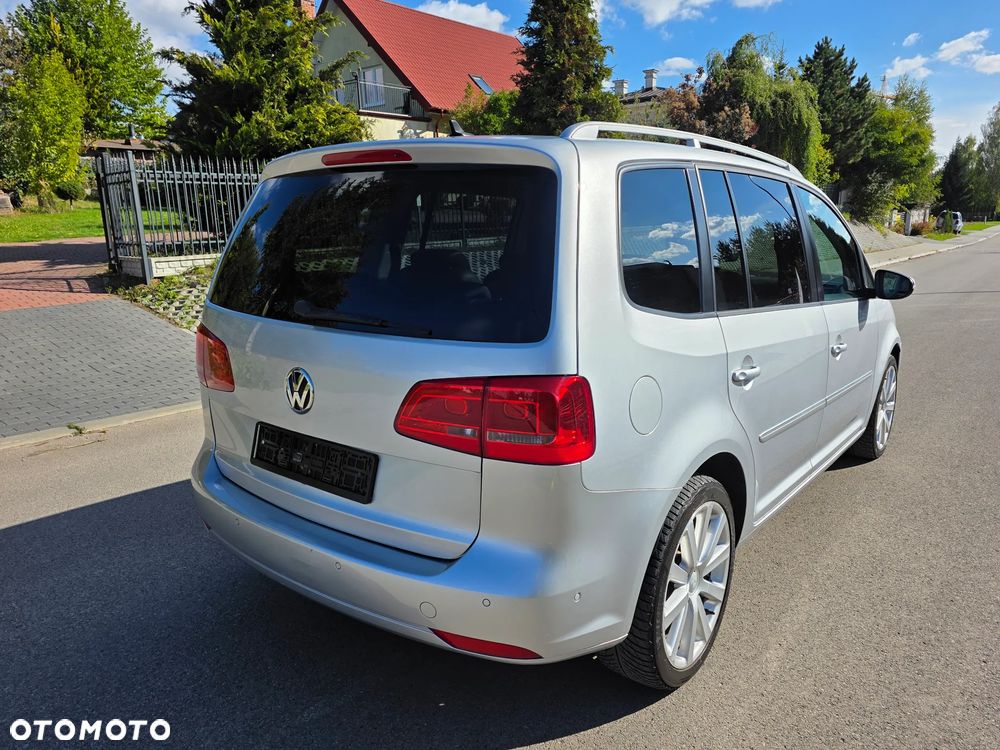 Volkswagen Touran 2.0 TDI DPF Highline DSG - 26