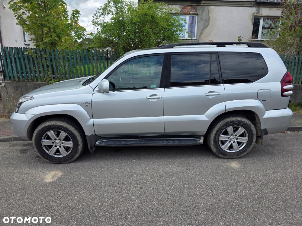 Toyota Land Cruiser LC 3.0 D-4D Luna - 3