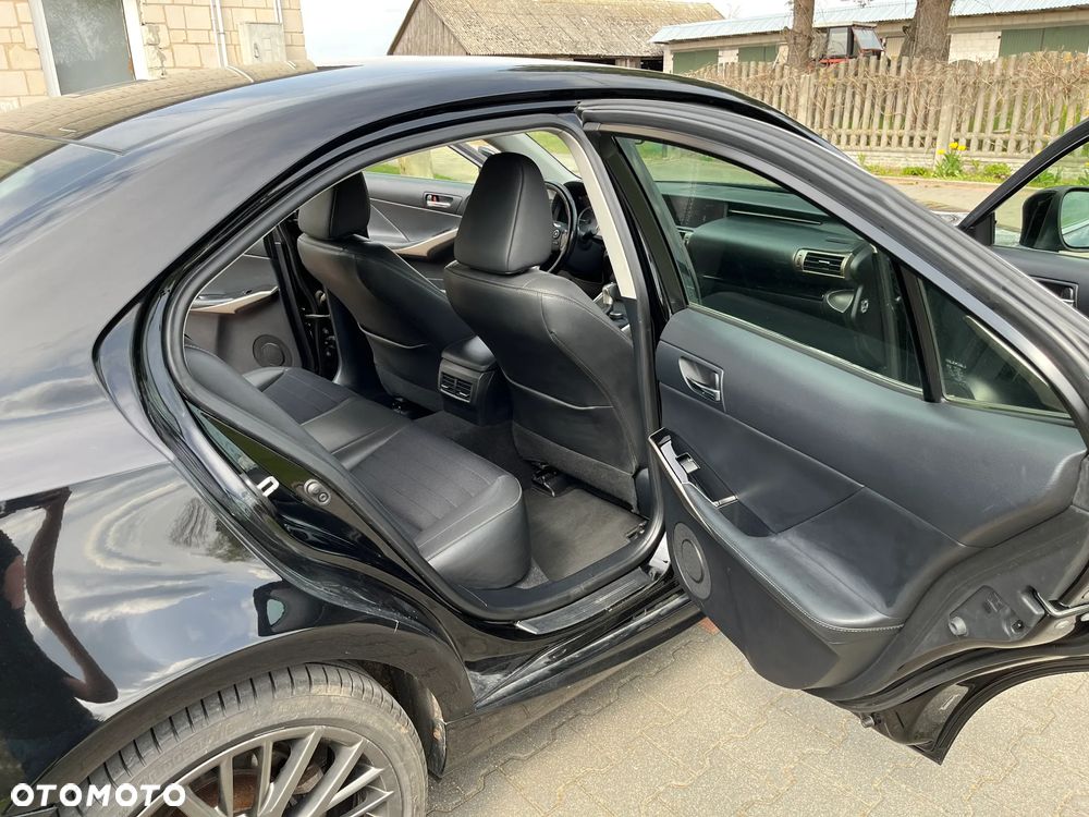 Lexus IS 200t Comfort - 16