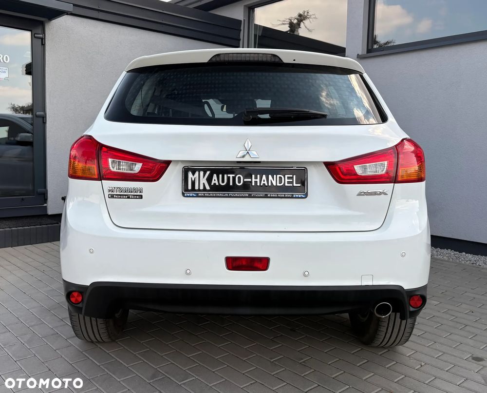 Mitsubishi ASX - 5