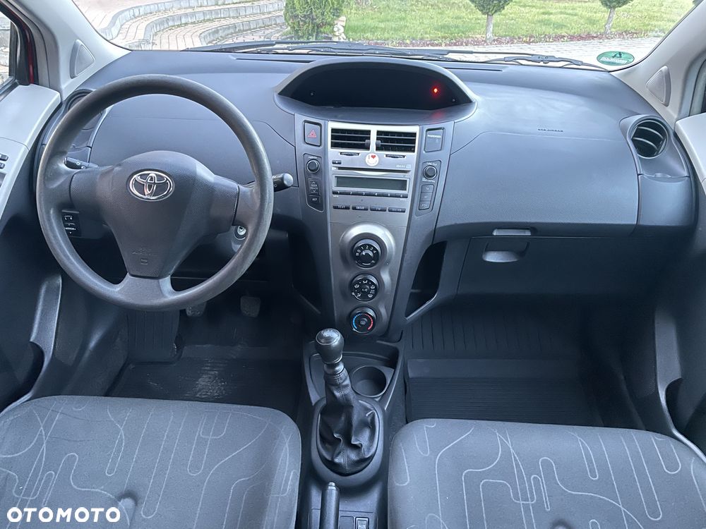 Toyota Yaris 1.33 VVT-i Life - 15