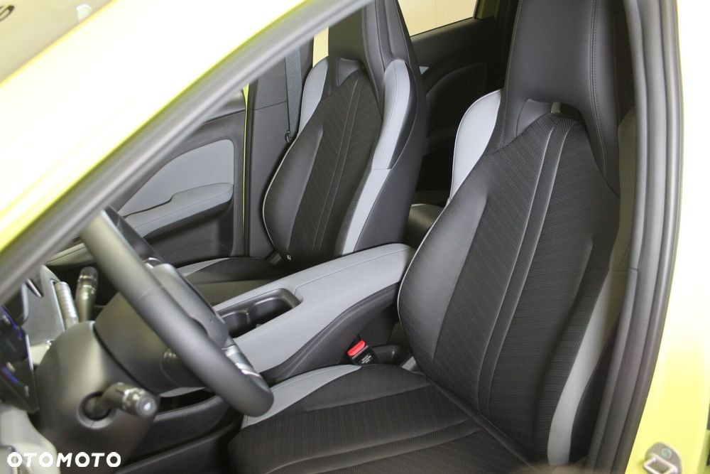 BYD Dolphin Surf - 32