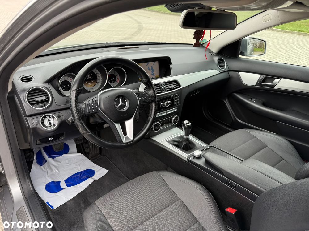 Mercedes-Benz Klasa C 180 BlueEFFICIENCY - 25
