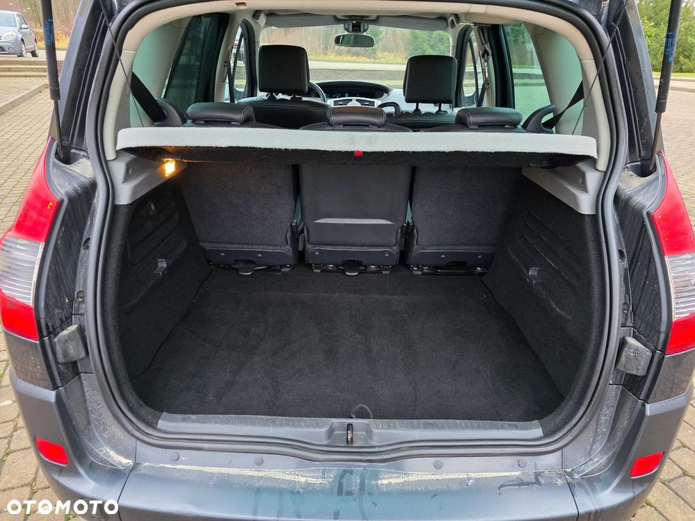 Renault Scenic 1.6 16V Emotion - 18