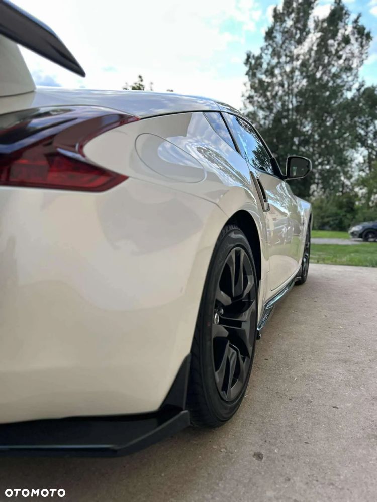 Nissan 370 Z - 13