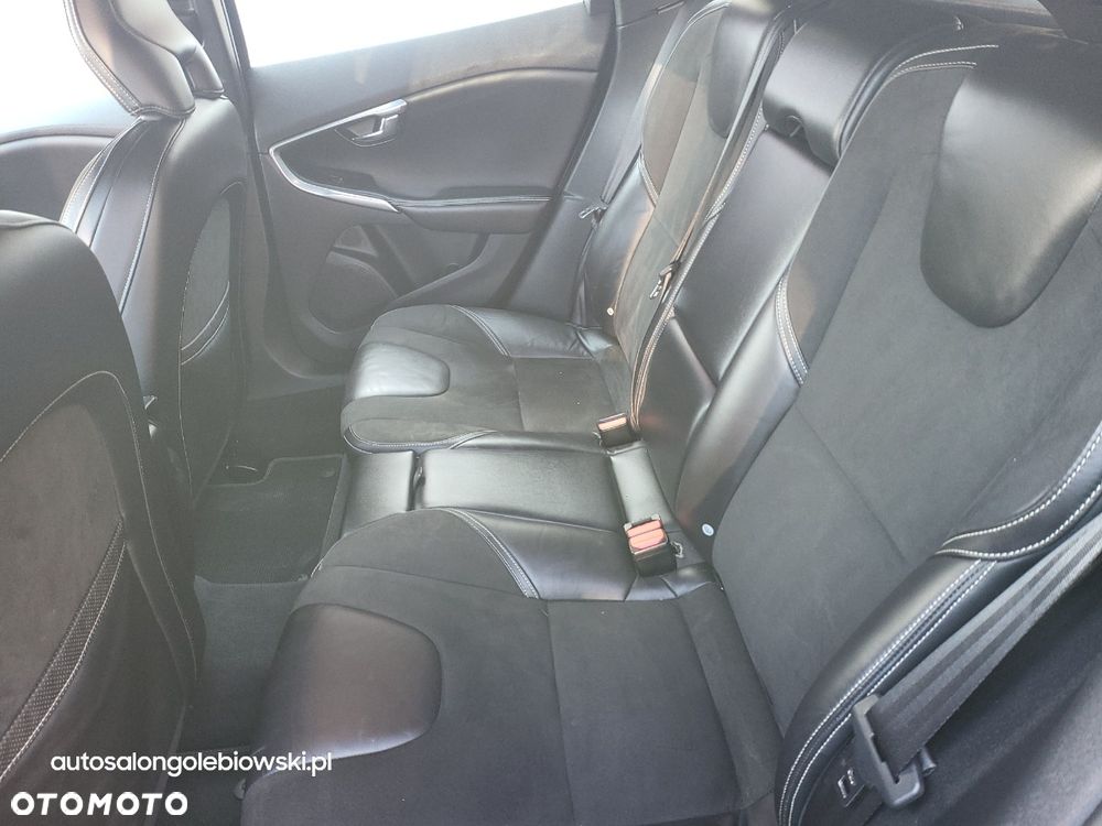 Volvo V40 D4 Summum - 10