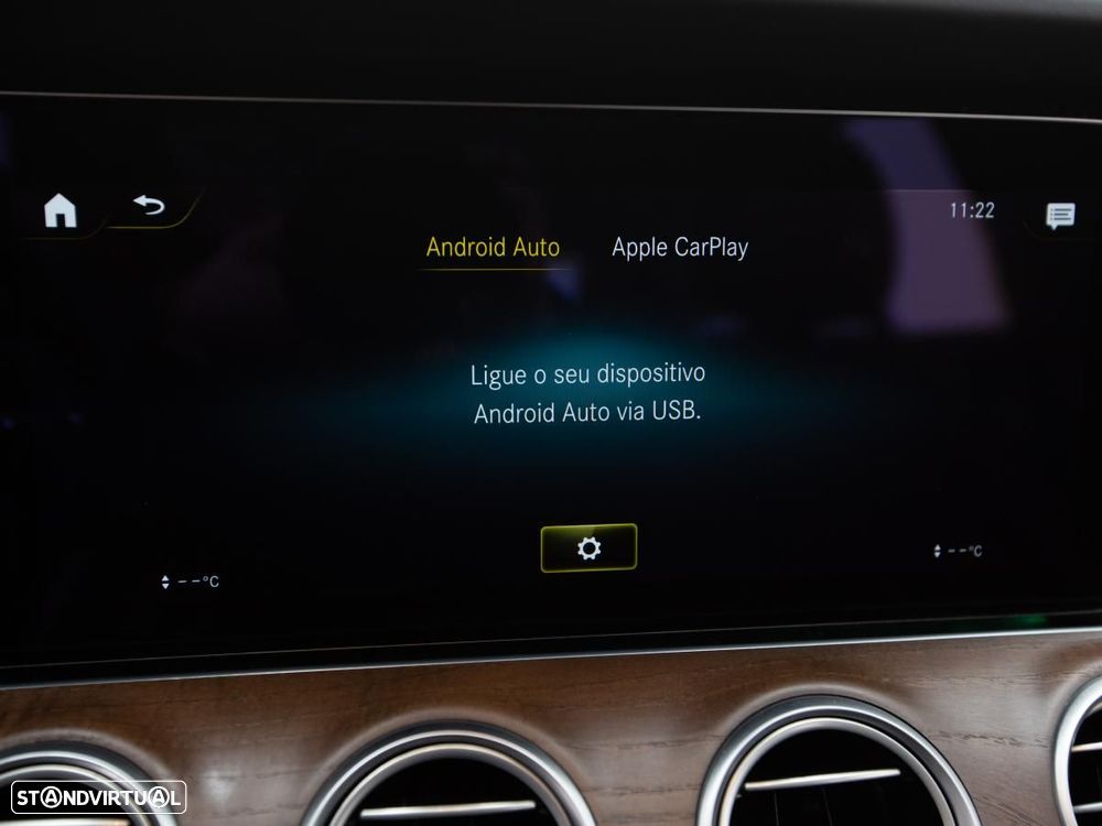 Mercedes-Benz E 300 de 4Matic 9G-TRONIC - 32