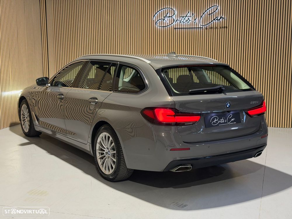 BMW 520 e Aut. Luxury Line - 4