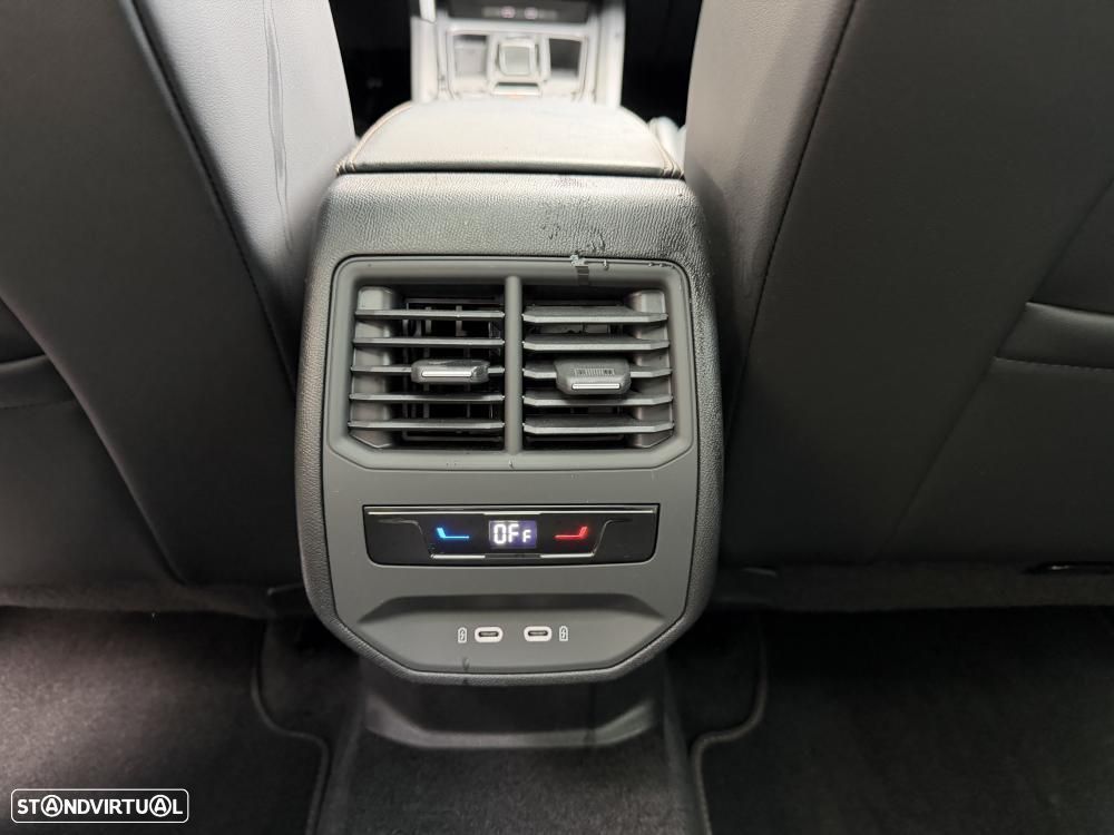 Cupra Formentor 1.4 e-Hybrid DSG VZ - 29