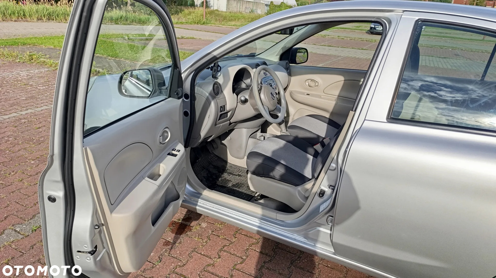 Nissan Micra 1.2 Visia - 25