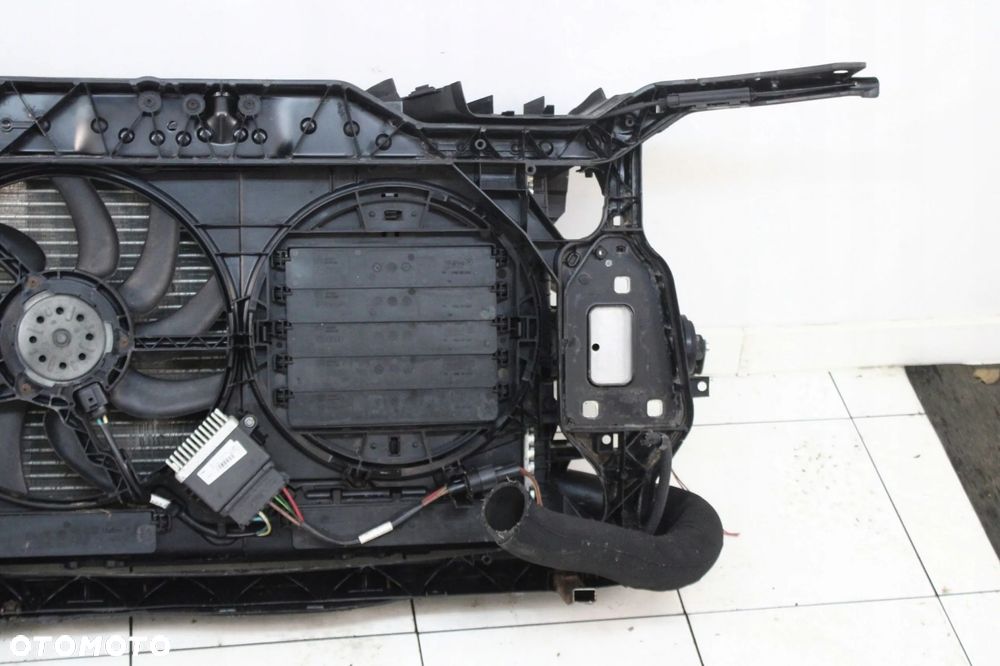 AUDI A4 B8 07R- PAS PRZEDNI CHŁODNICE KOMPLET 2.0 TDI AUTOMAT - 7