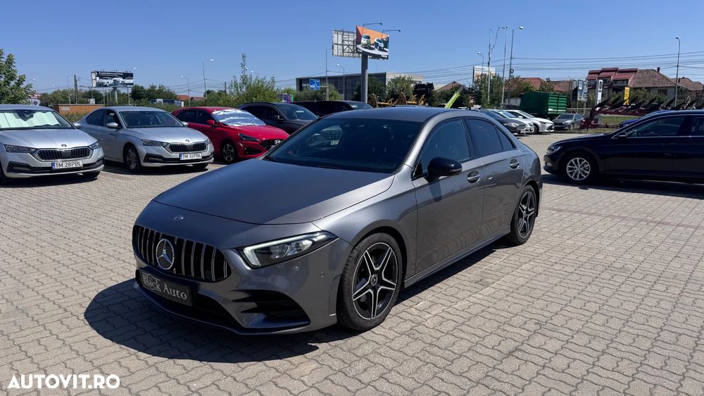 Mercedes-Benz A 180 d Sedan 7G-DCT AMG Line - 1