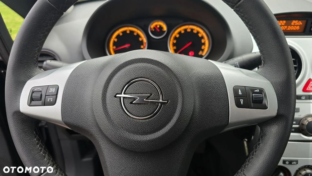 Opel Corsa 1.4 16V Satellite - 33