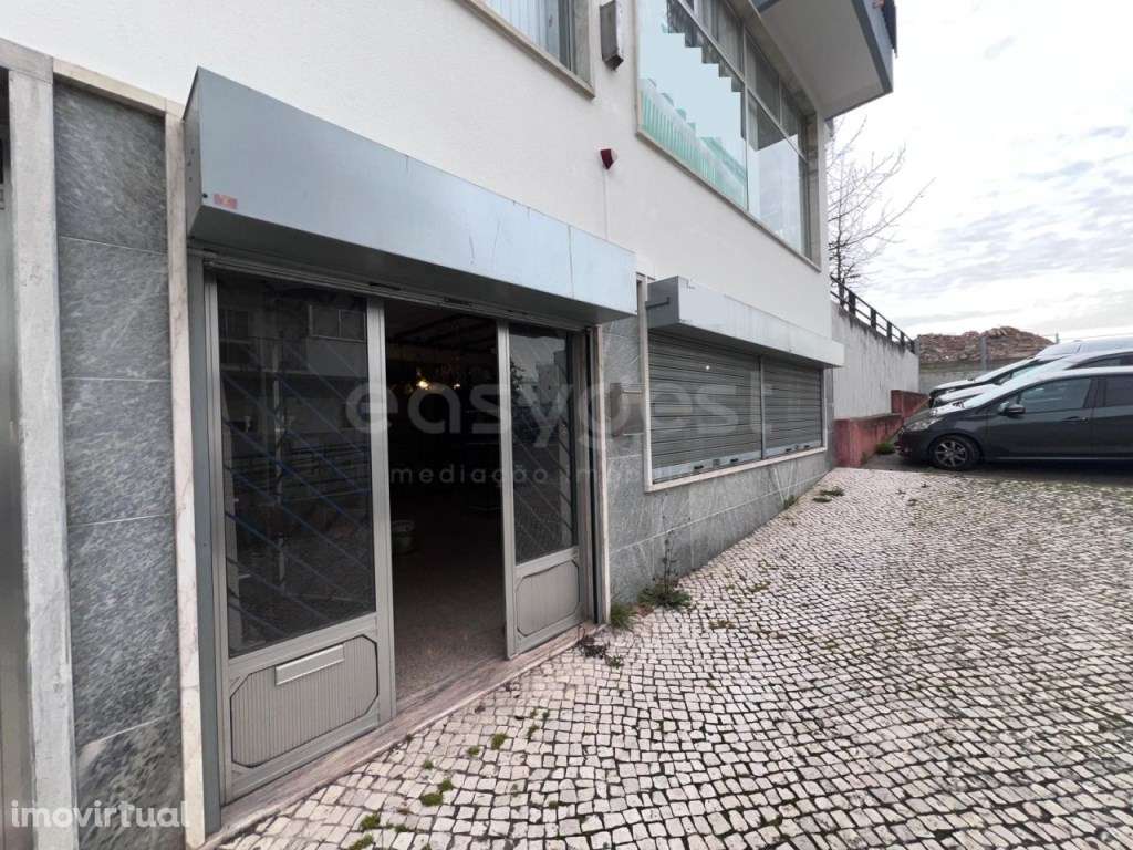 Loja para Comércio Tradicional em zona central Tomar - Grande imagem: 2/13