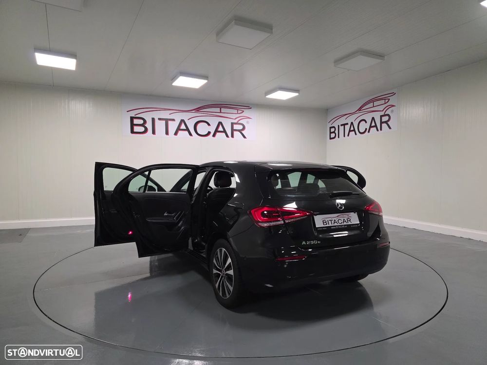 Mercedes-Benz A 250 e Style Plus - 24