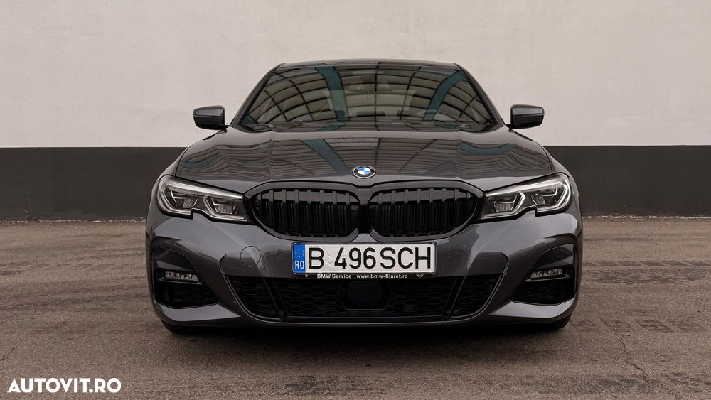BMW Seria 3 330i AT - 1