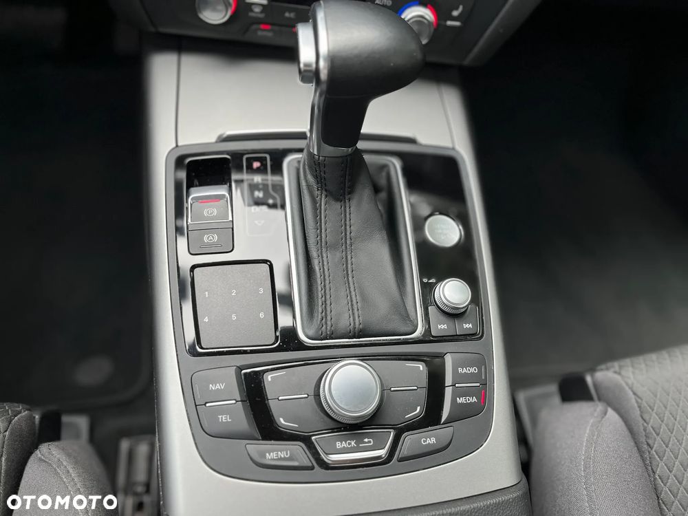 Audi A6 Avant - 16
