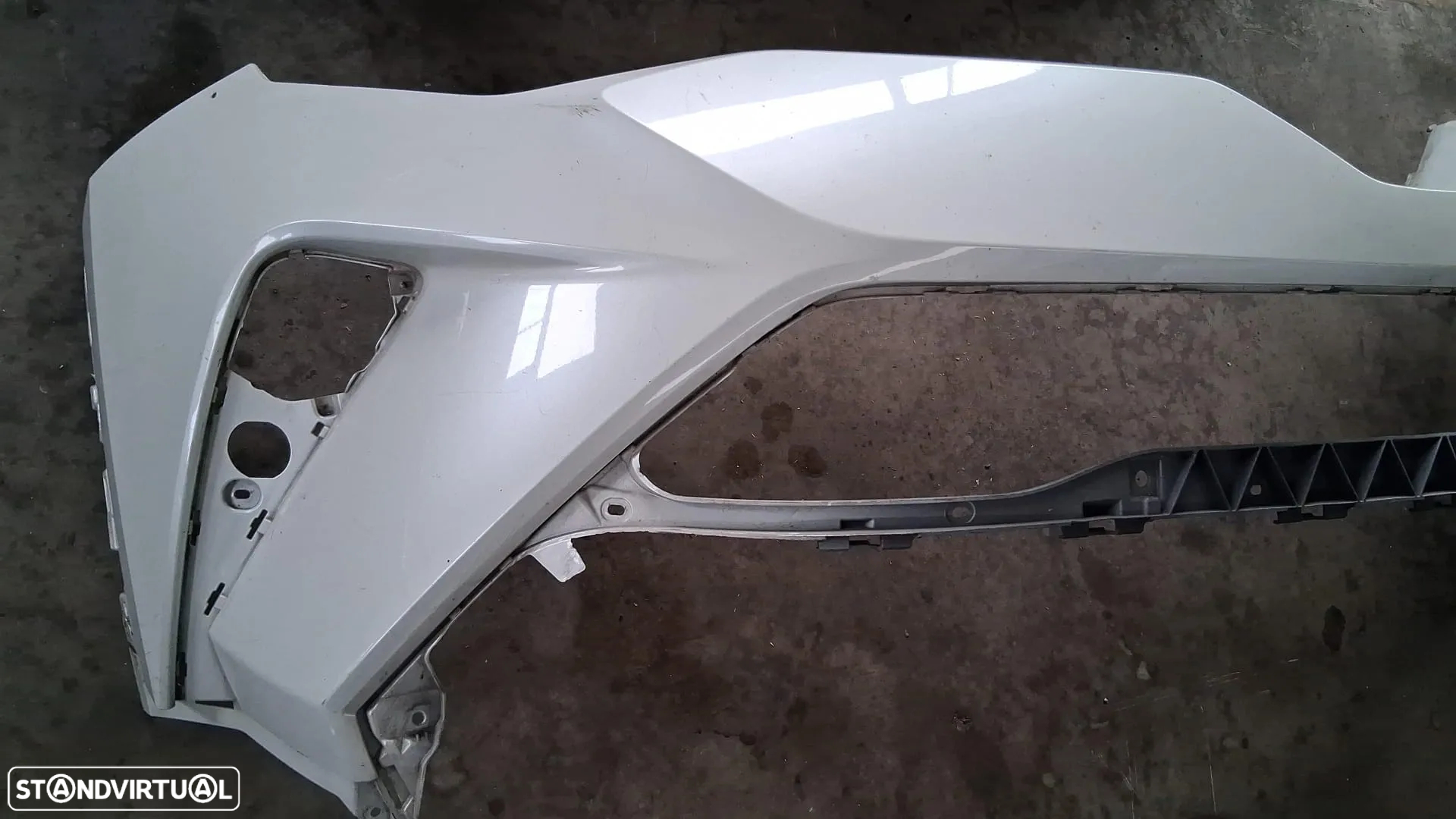 Para-choques frente toyota C-HR 2016-2023 - 2