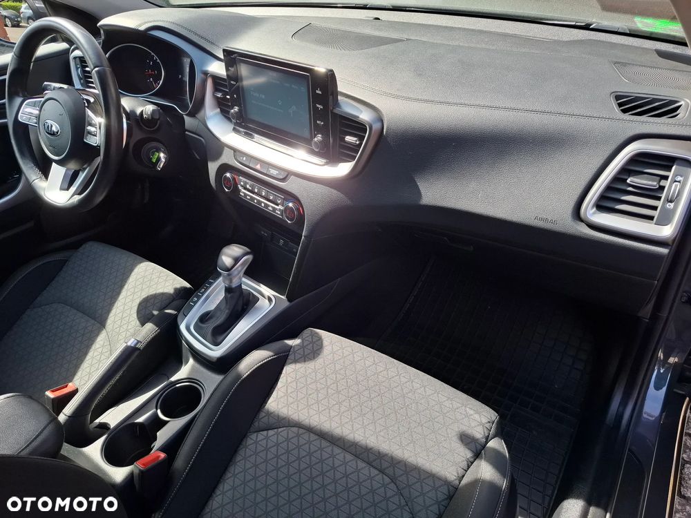 Kia Ceed 1.4 T-GDI M DCT - 21