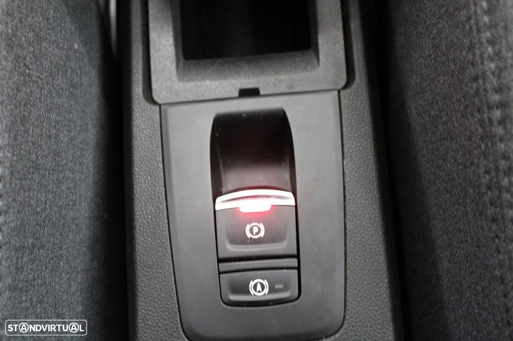 Renault Zoe (c/ Bateria) EV50 110hp Evolution - 33