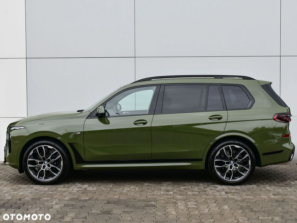 BMW X7 - 7