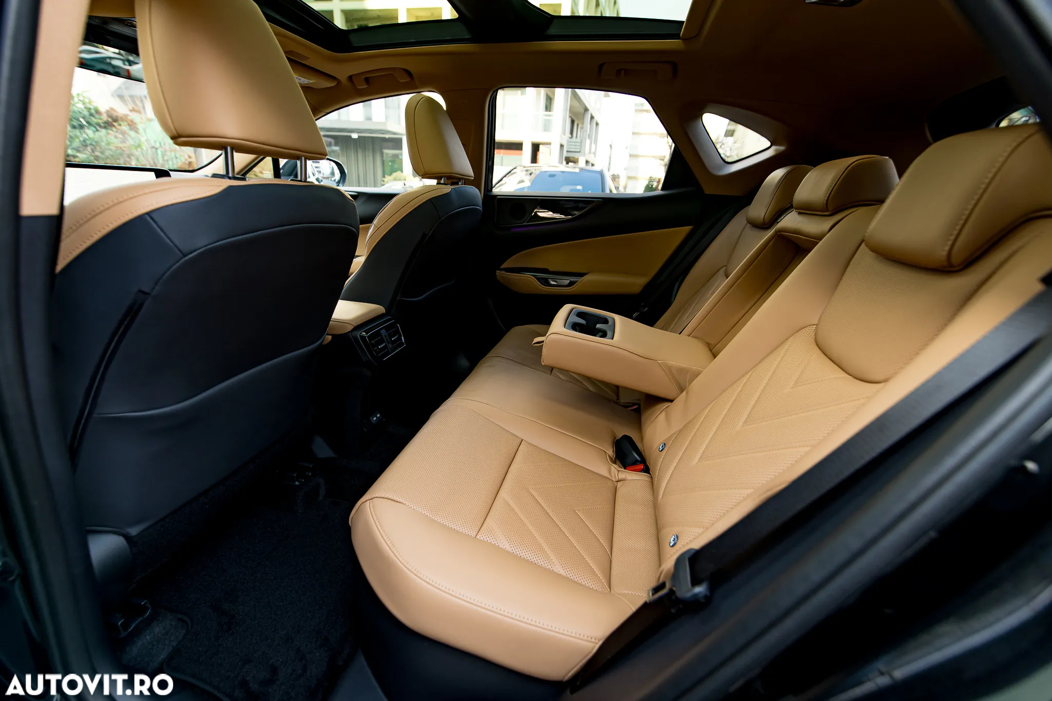 Lexus Seria NX 350h AWD CVT HEV Executive - 28