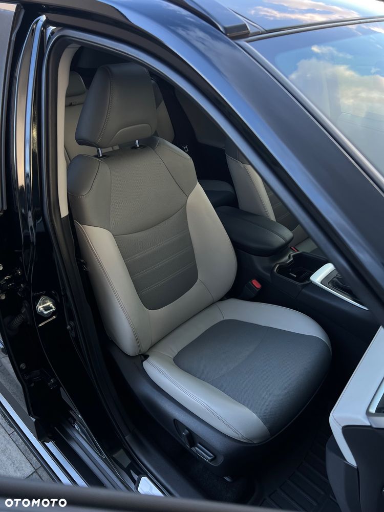 Toyota RAV4 2.5 Hybrid Executive 4x4 - 31