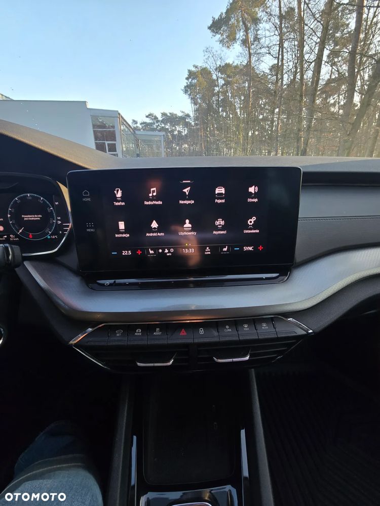 Skoda Octavia 2.0 TDI DSG Style - 32